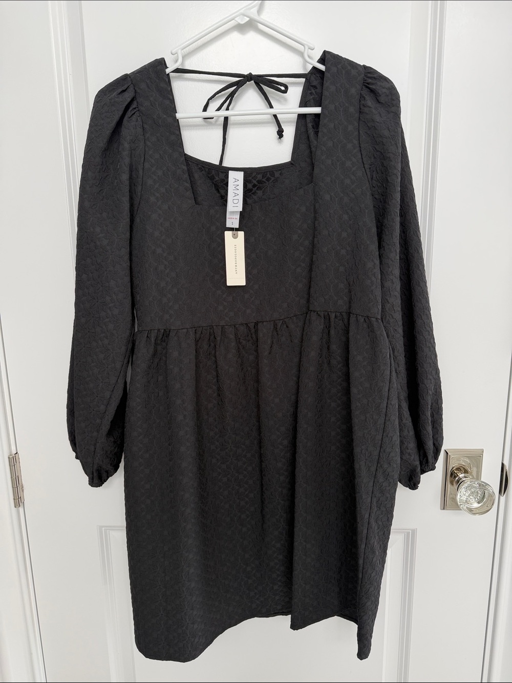 AMADI Black Long-Sleeve Square Neck Dress
